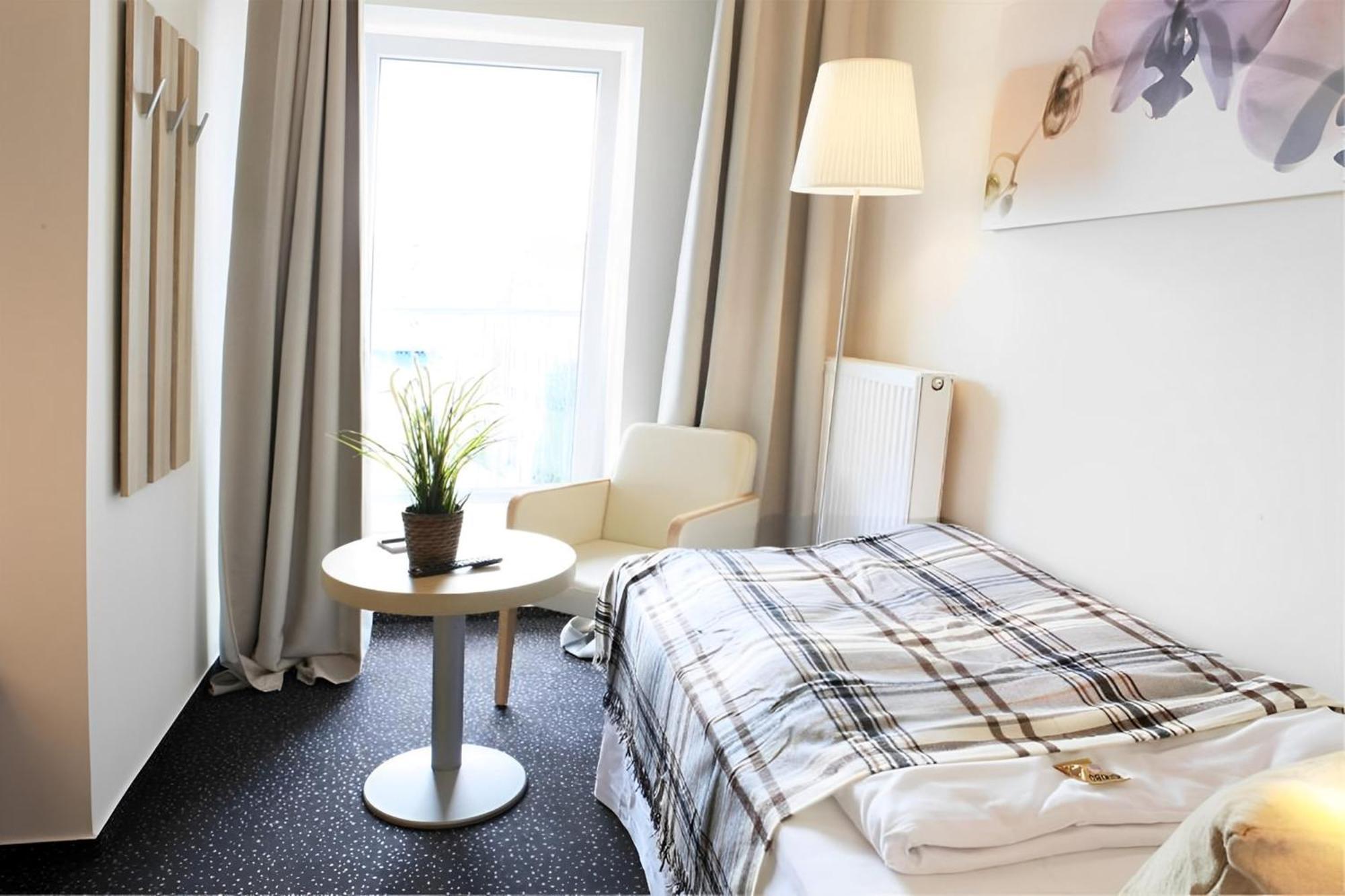 Single Room Balcony